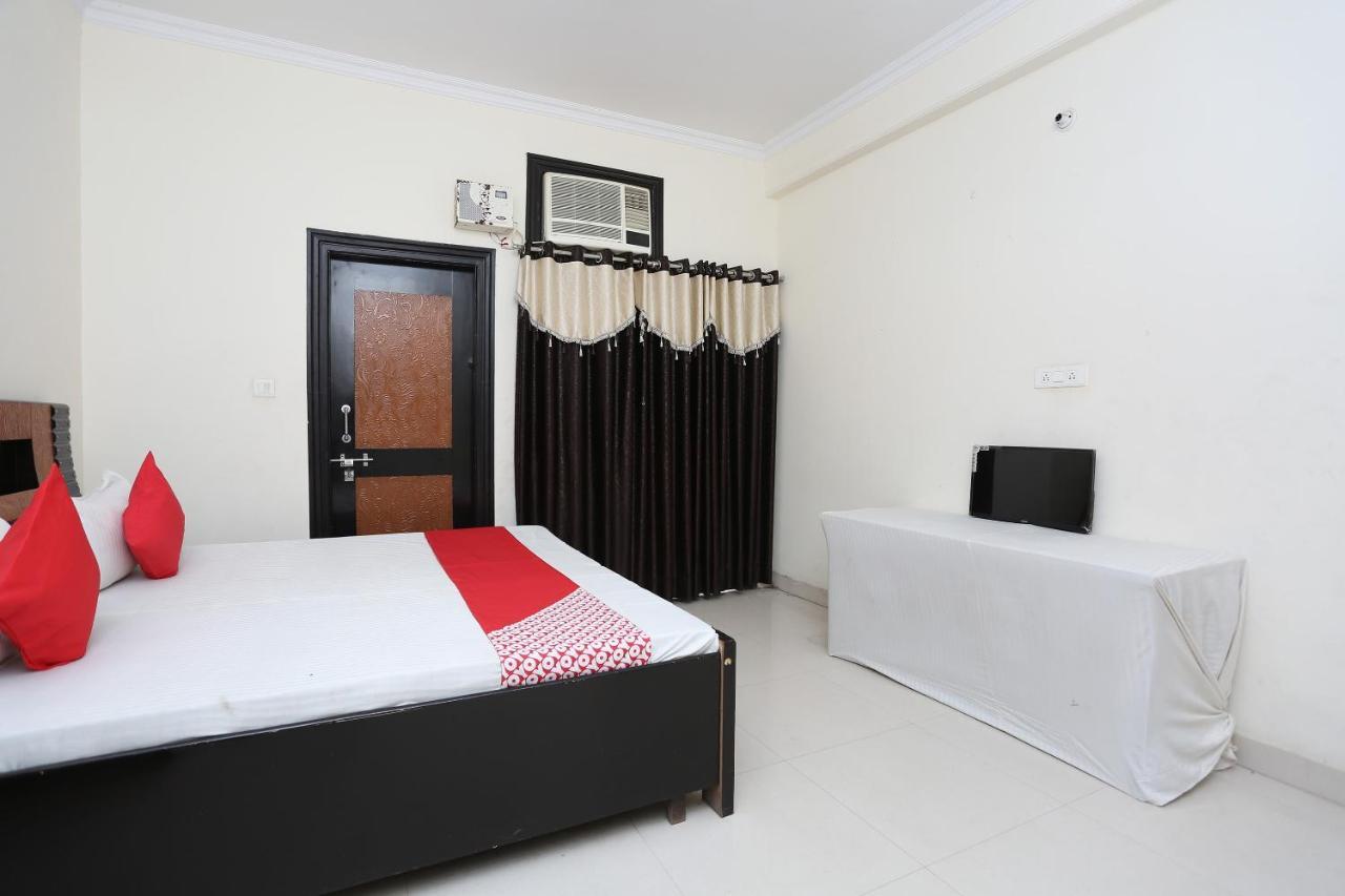 OYO 40446 Yas Residency Alīgarh Exterior foto